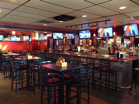 misfits sports bar and grill  Come early for happy hour as spaces fill fast